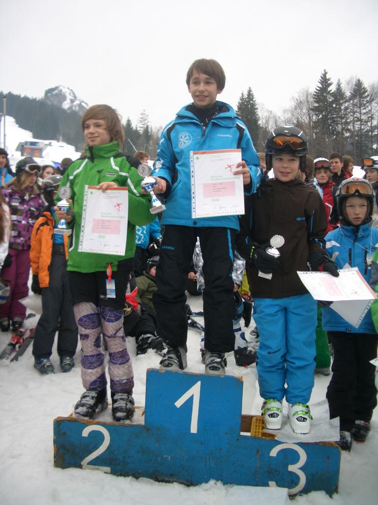 S 12 männlich S 12 männlich